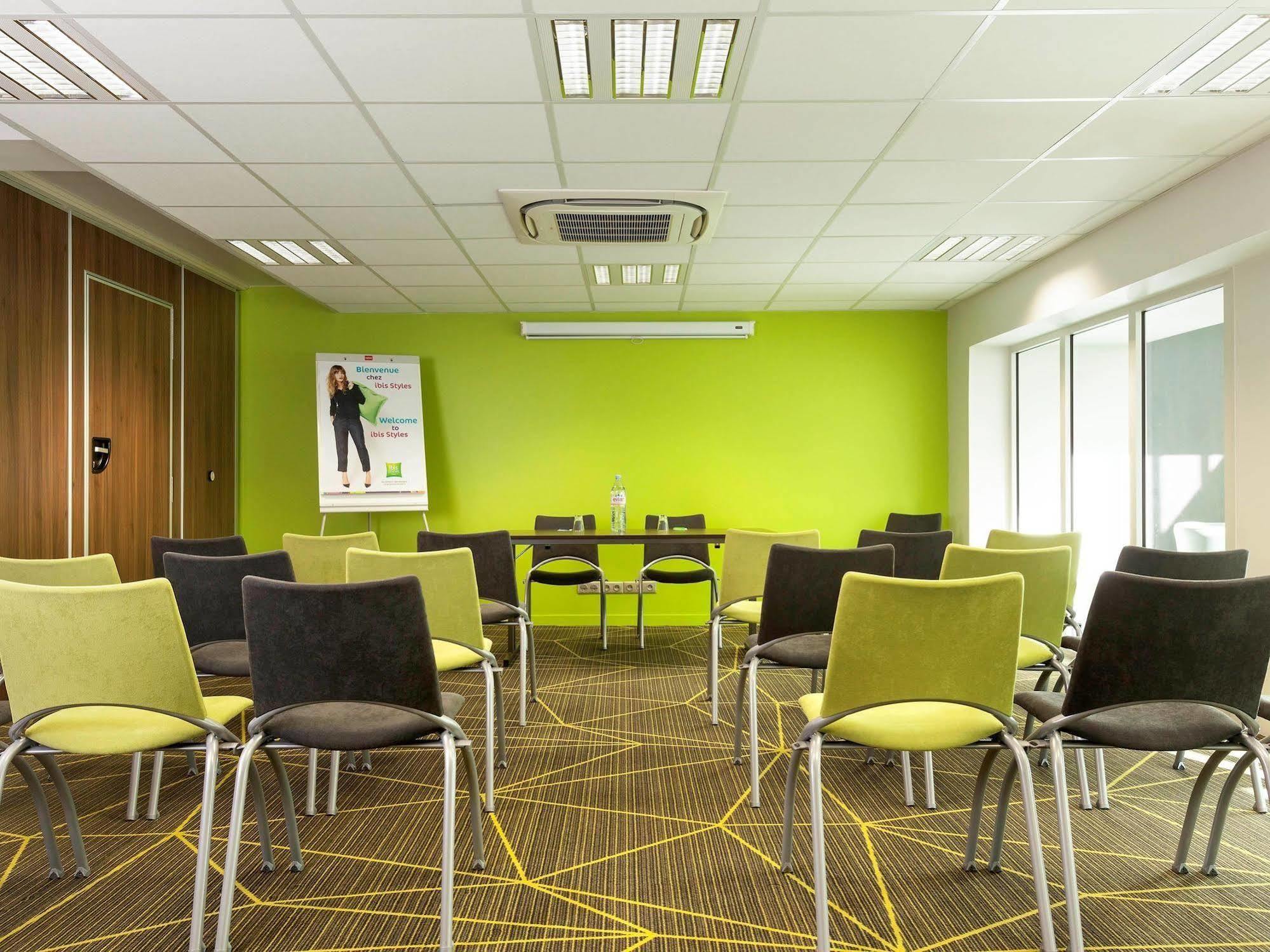 Hotel Ibis Styles Gare Centre 3*